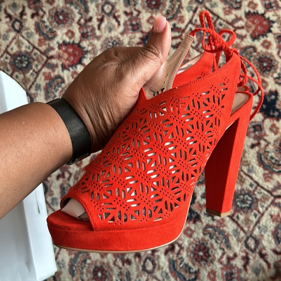 Aldo Sapardanis Orange Open Toe Suede Heels - Picture 4 of 6